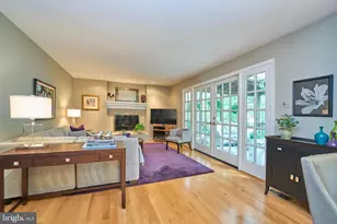 3091 Cobb Hill Ln, Oakton, VA 22124 - Photo 10
