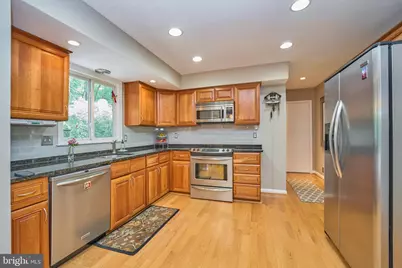 3091 Cobb Hill Lane, Oakton, VA 22124 - Photo 16