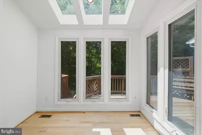6090 Joust Lane, Alexandria, VA 22315 - Photo 14