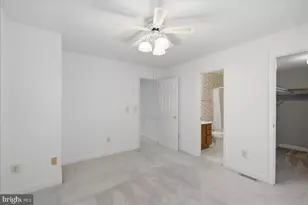 6090 Joust Ln, Alexandria, VA 22315 - Photo 18