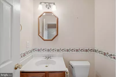 6090 Joust Lane, Alexandria, VA 22315 - Photo 16