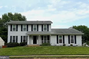 1432 Powells Tavern Pl, Herndon, VA 20170 - Photo 1