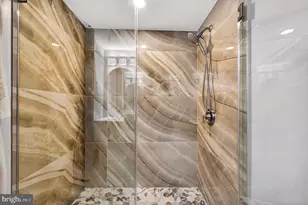 11103 Lake Chapel Ln, Reston, VA 20191 - Photo 14