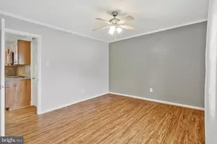 1107 Treeside Ln, Herndon, VA 20170 - Photo 18