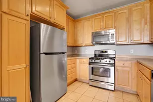 13038 Cabin Creek Rd, Herndon, VA 20171 - Photo 14
