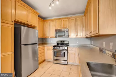13038 Cabin Creek Road #13038, Herndon, VA 20171 - Photo 12