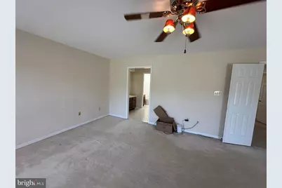 893 Broad Oaks Drive, Herndon, VA 20170 - Photo 10