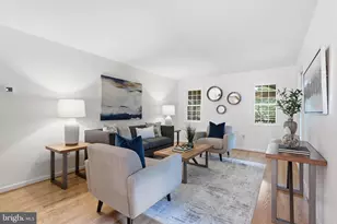 12024 Cheviot Dr, Herndon, VA 20170 - Photo 4