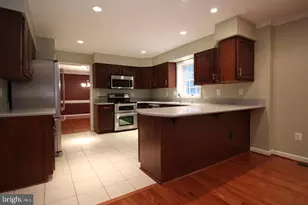 6065 Innisvale Dr, Fairfax Station, VA 22039 - Photo 6