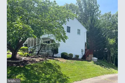 9201 Beachway Lane, Springfield, VA 22153 - Photo 12