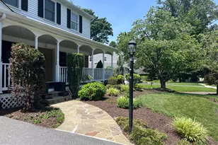 9201 Beachway Ln, Springfield, VA 22153 - Photo 4