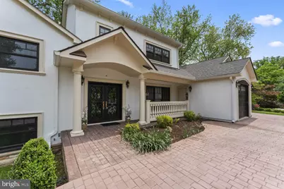 5844 Bermuda Court, McLean, VA 22101 - Photo 2