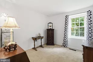 6121 Queens Brigade Ct, Fairfax, VA 22030 - Photo 14