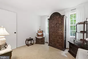 6121 Queens Brigade Ct, Fairfax, VA 22030 - Photo 16