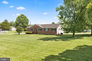 14917 Compton Rd, Centreville, VA 20121 - Photo 2