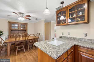14917 Compton Rd, Centreville, VA 20121 - Photo 8