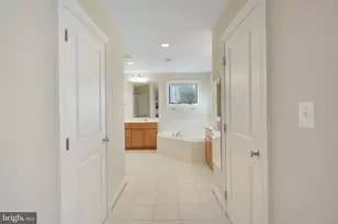 5922 Chesterbrook Rd, McLean, VA 22101 - Photo 48