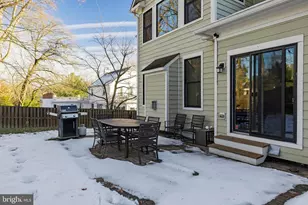 5922 Chesterbrook Rd, McLean, VA 22101 - Photo 82