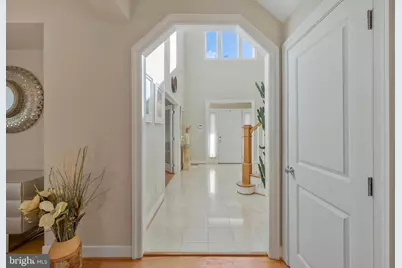 5922 Chesterbrook Road, McLean, VA 22101 - Photo 8