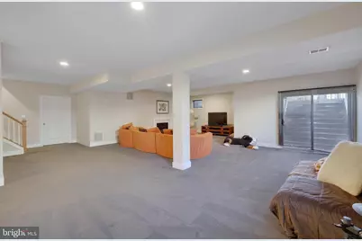 5922 Chesterbrook Road, McLean, VA 22101 - Photo 68