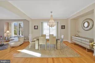 5922 Chesterbrook Rd, McLean, VA 22101 - Photo 14