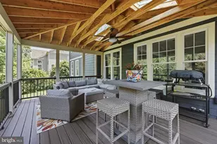 6810 Broyhill Street A Broyhill St, McLean, VA 22101 - Photo 44
