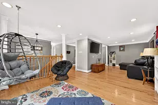 7920 Freehollow Dr, Falls Church, VA 22042 - Photo 4