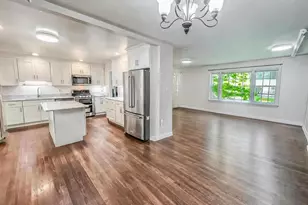 8237 Smithfield Ave, Springfield, VA 22152 - Photo 4