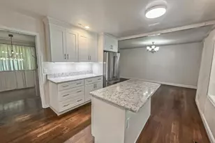 8237 Smithfield Ave, Springfield, VA 22152 - Photo 6