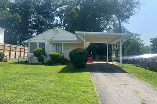3137 Graham Rd, Falls Church, VA 22042 - Photo 4