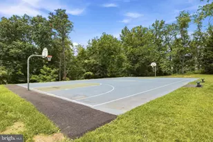 6015 Chestnut Hollow Ct, Centreville, VA 20121 - Photo 46