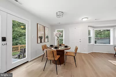 6015 Chestnut Hollow Court, Centreville, VA 20121 - Photo 12