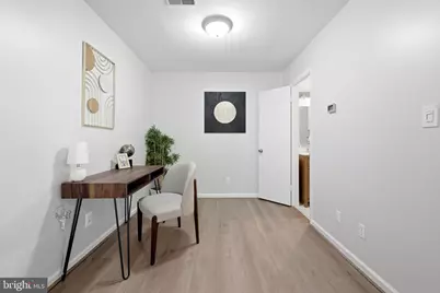 6015 Chestnut Hollow Court, Centreville, VA 20121 - Photo 8
