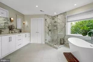 6719 Tennyson Dr, McLean, VA 22101 - Photo 18