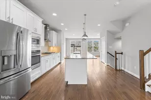 3117 Sundrops Ct, Fairfax, VA 22031 - Photo 20
