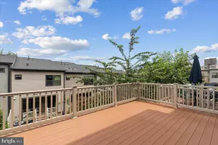 3117 Sundrops Ct, Fairfax, VA 22031 - Photo 16