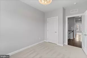3117 Sundrops Ct, Fairfax, VA 22031 - Photo 38