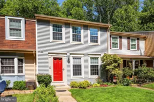 10927 Harpers Square Ct, Reston, VA 20191 - Photo 2