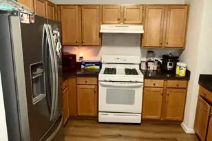 5172 William Colin Ct, Centreville, VA 20120 - Photo 4