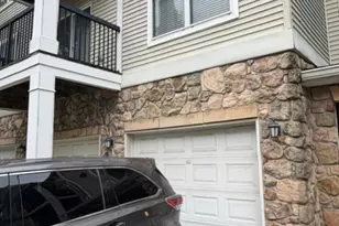 5172 William Colin Ct, Centreville, VA 20120 - Photo 2