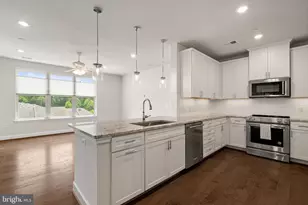 2960 Vaden Dr, Fairfax, VA 22031 - Photo 16