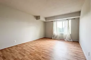 8340 Greensboro Dr, McLean, VA 22102 - Photo 14