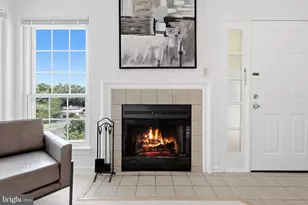 6605 Jupiter Hills Cir, Alexandria, VA 22312 - Photo 10
