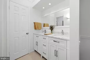 6605 Jupiter Hills Cir, Alexandria, VA 22312 - Photo 14