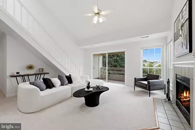 6605 Jupiter Hills Circle #J, Alexandria, VA 22312 - Photo 8