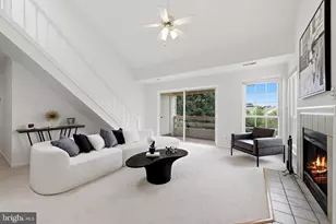 6605 Jupiter Hills Cir, Alexandria, VA 22312 - Photo 8