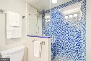 5902 Mt Eagle Dr, Alexandria, VA 22303 - Photo 36