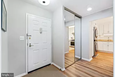 5902 Mount Eagle Drive #316, Alexandria, VA 22303 - Photo 4