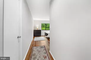 5902 Mt Eagle Dr, Alexandria, VA 22303 - Photo 32