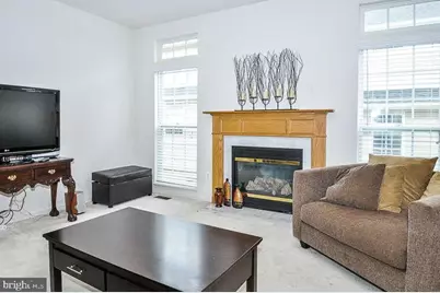 9910 East Hill Drive, Lorton, VA 22079 - Photo 8
